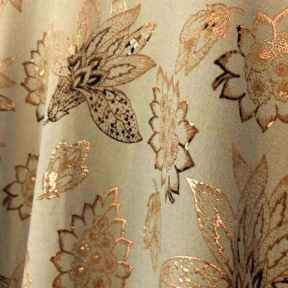 New Directions Curvy Top - Picture 2 of 5